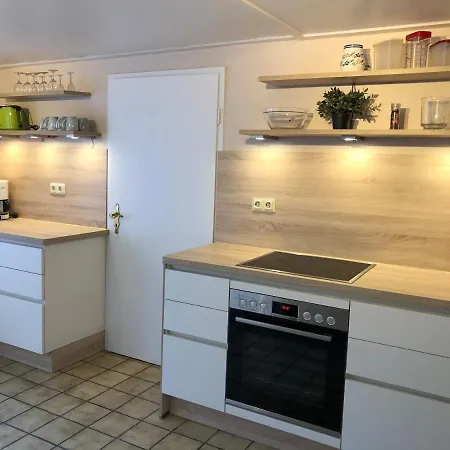 Grosszuegiges Reetdachhaus An Der Nordsee Holiday home Langenhorn